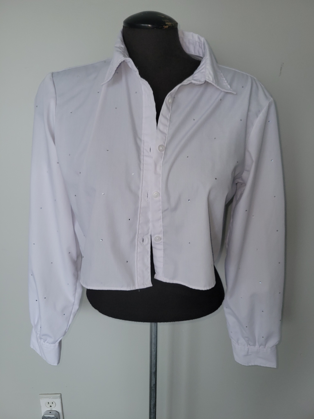 Cropped Rhinestone Blouse Size M - Picture 5 of 11
